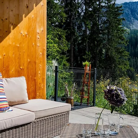 Valletta Daire Arosa